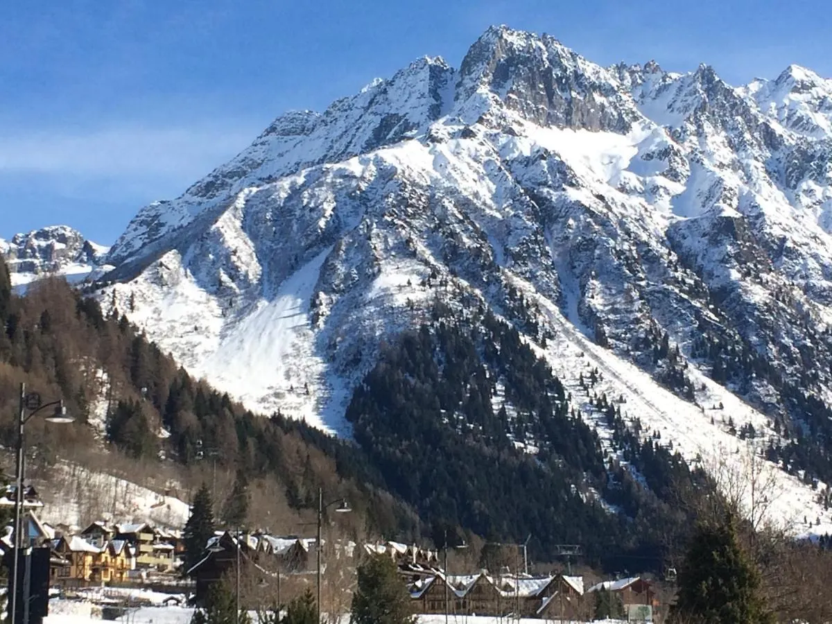 Ridge Line Apartment Ponte Di Legno