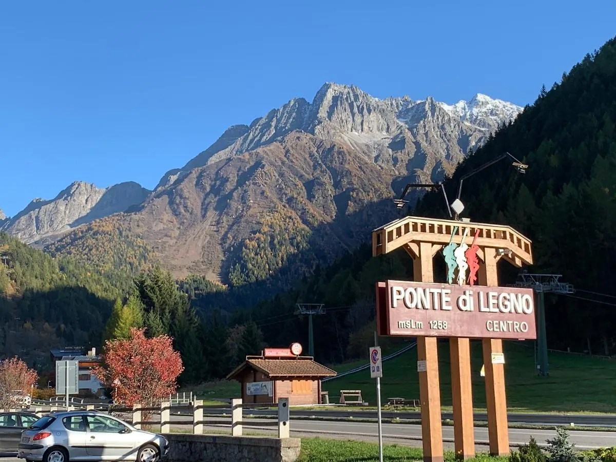 Ridge Line Apartment Ponte Di Legno